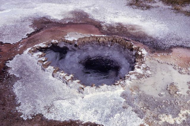 Kitchen Spring - Hot Springs, Shoshone Lake Geyser Basin Picture