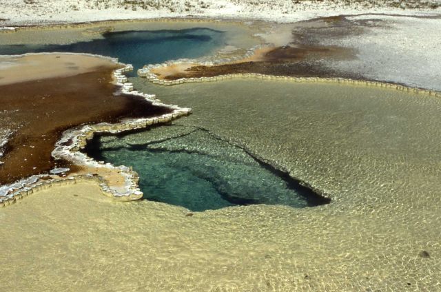 Doublet Pool - Upper Geyser Basin Picture