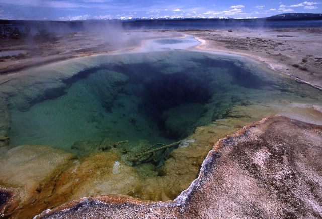Potts Hot Springs - unidentified feature - Hot Springs, West Thumb area Picture