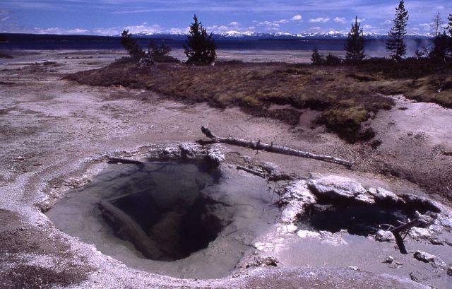 Potts Hot Springs - unidentified feature - Hot Springs, West Thumb area Picture