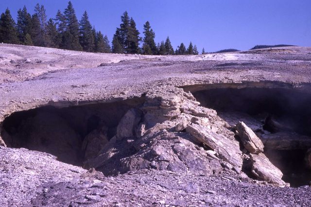 Thin crust - Norris Geyser Basin Picture