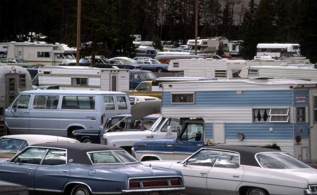 Old Faithful parking lot Picture