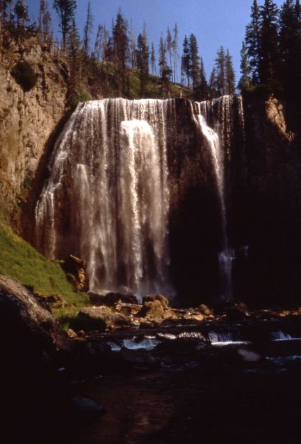 Dananda Falls Picture