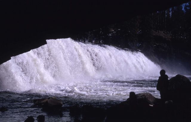 Cave Falls Picture