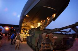 C-17 Globemaster III - Tank delivery Image