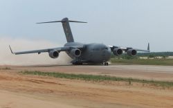 C-17 Globemaster III - Assault landing Image