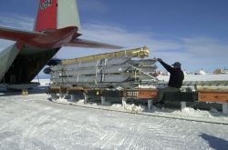 LC-130 Hercules - Air Guard retraces first flight to South Pole Photo
