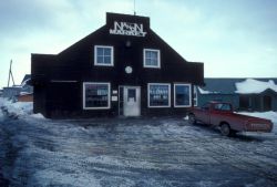 N and N Market Store in Dillingham Image