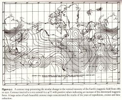 A contour map presenting the secular change in the vertical intensity of the Earth's magnetic field from 1885 to 1922. Image