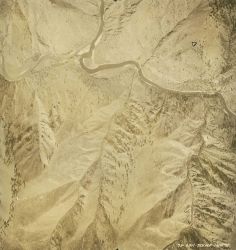 Aerial photograph of the Salmon River showing the rugged nature of the country Image
