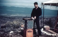 Al Howe lining up a heliotrope mirror at Station Jones Image