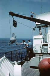 Deploying a bottom-mounted gravity meter. Image