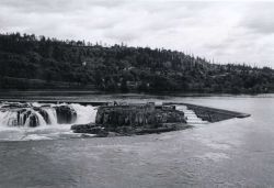 Looking over upper end of fish ladder and center of horseshoe of Willamette Falls Image