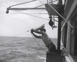 Deploying Nansen bottles while ship drifting downwind. Image