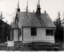 House for FWS personnel on Canyon Island Image