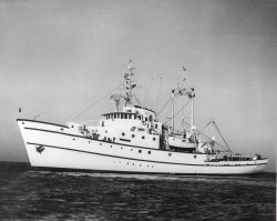 ALBATROSS IV underway Image