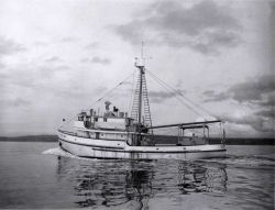 FWS research vessel JOHN N Image