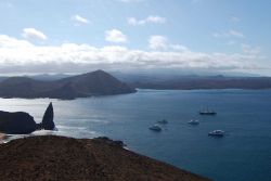 Pinnacle rock at Bartoleme Island Image