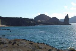 Pinnacle rock at Bartoleme Island Image