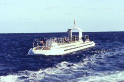 A tourist submarine Image