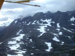 Float plane sightseeing along the Richardson Highway. Image