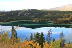 Emerald Lake Image