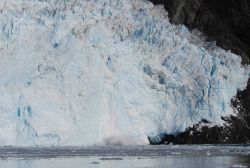 Calving at glacier terminus. Image