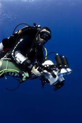 Diving archaeologist descending to the remains of the NORTHERN LIGHT. Image