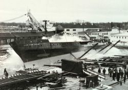 Launching of the DAVID STARR JORDAN at Christy Shipyard. Image