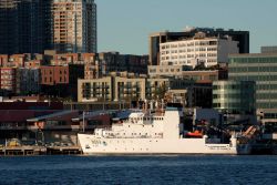 NOAA Ship BELL M Image