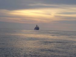 NOAA Ship OSCAR ELTON SETTE Image