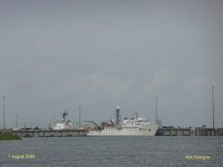 NOAA Ship GORDON GUNTER Image