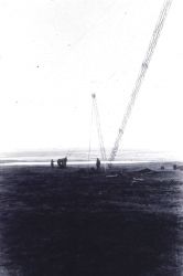 Erecting EPI (Electronic Position Indicator) antenna Image