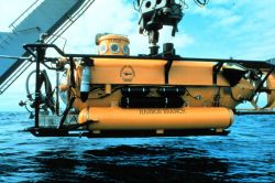 CLELIA, a Perry Oceanographic-built sub, prepares to launch. Image