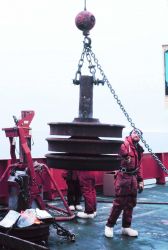 Deploying the trainwheel anchor for a mooring in the Ross Sea. Image