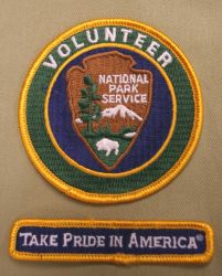 2005 edition of the National Park Service Volunteer Patch Image