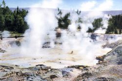 Postcard of Fountain Paint Pot Image