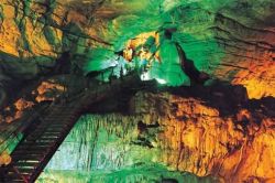 Borra Caves Image